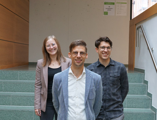Von links nach rechts: Anna M. Krumme, JProf. Dr. Matthias Westphal und Moritz Pickhardt.